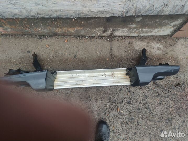 Бампер задний mitsubishi l200