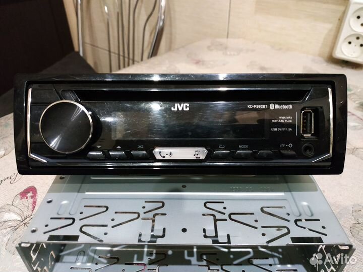 Процессорная магнитола JVC KD-R992-BT