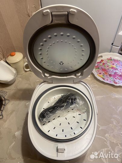 Мультиварка новая