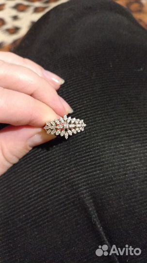 Серебряное кольцо