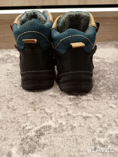 Ботинки демисезонные для мальчика 23