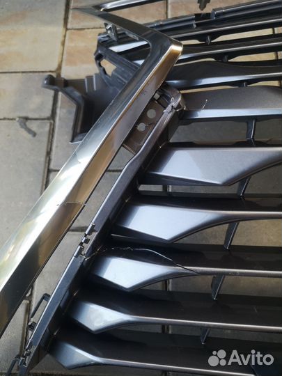 Решетка радиатора Lexus RX 2015-2019