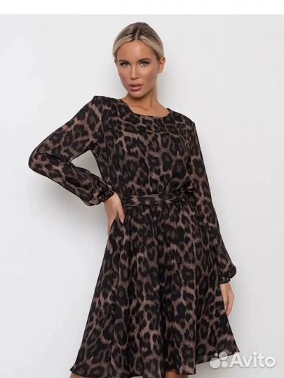 Платье новое леопардовое 48