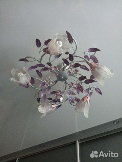 Люстра потолочная новая