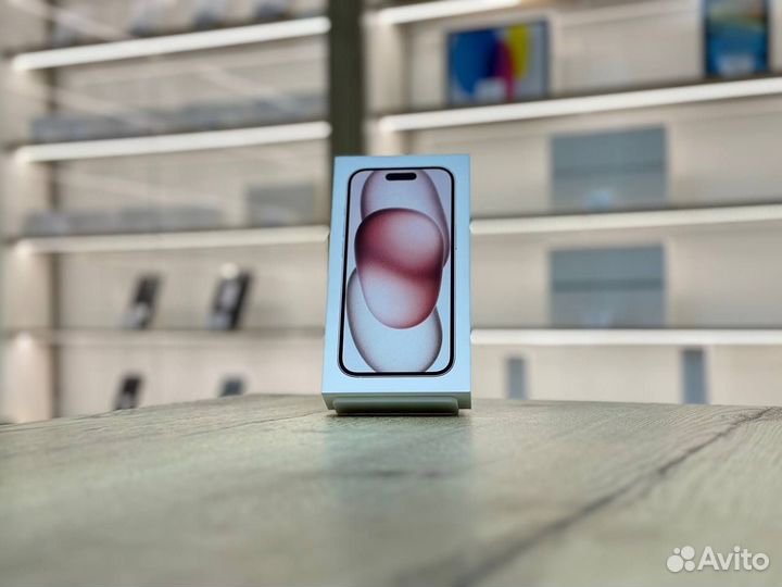 iPhone 15, 256 ГБ