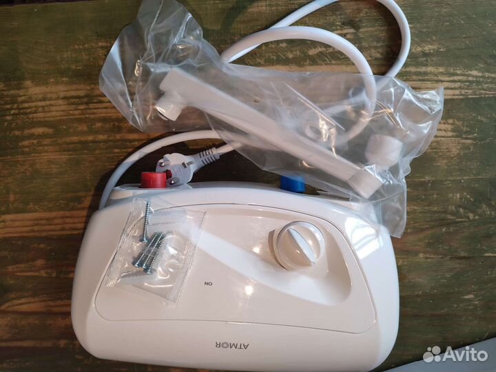 Проточный электрический водонагреватель