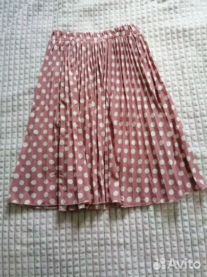 Отдам пакет женских вещей