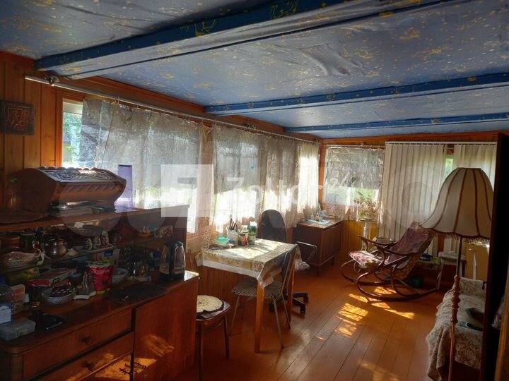 Дом 65 м² на участке 4 сот.