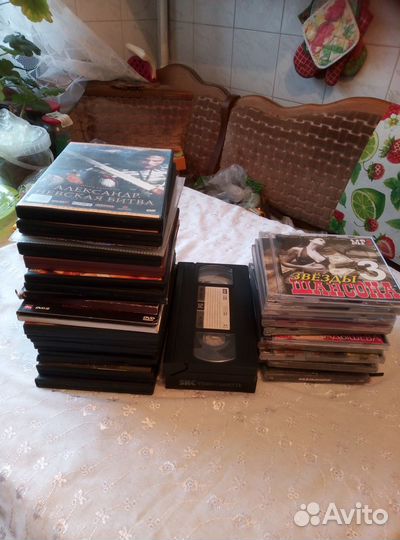 Видеокассеты