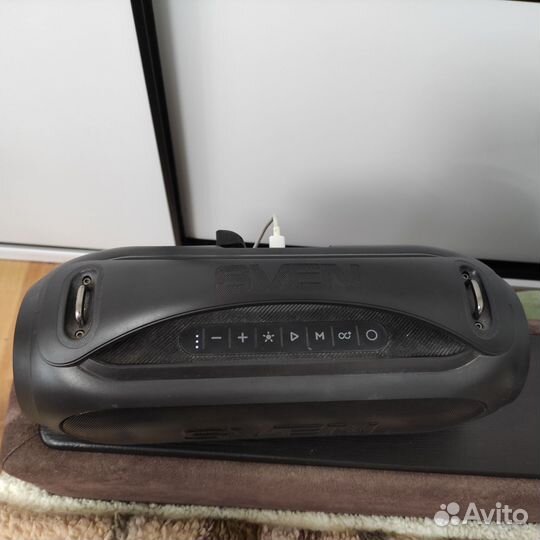 Продаю портативную акустику типа Boombox