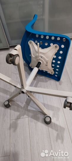 Компьютерное кресло IKEA скалберг