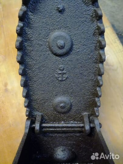 Старинный жаровой (угольный) утюг