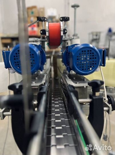 Транспортировочный конвейер / транспортер