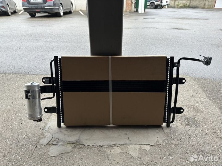 Радиатор кондиционера VAG
