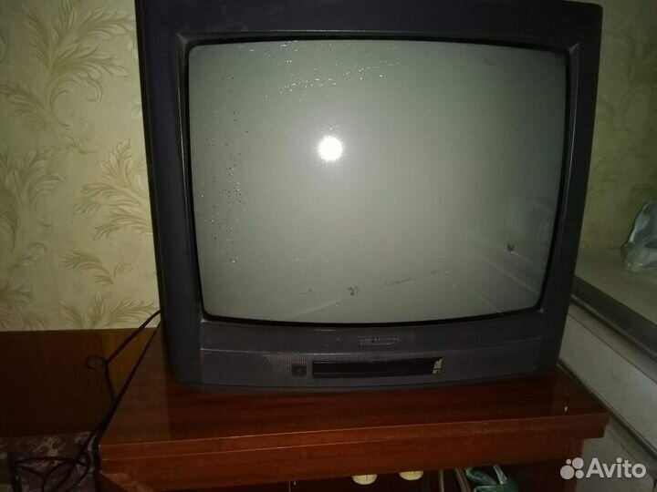 Продаю телевизор