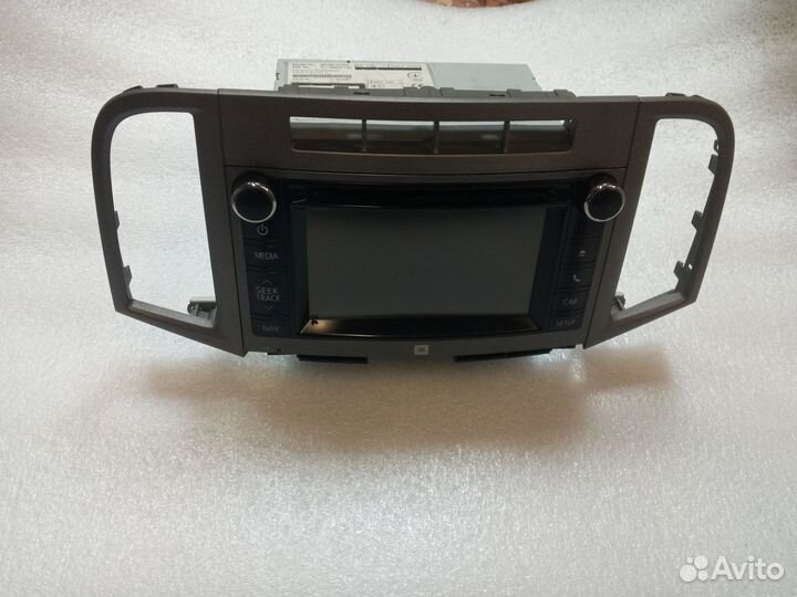 Оригинальная магнитола на тойта венза JBL