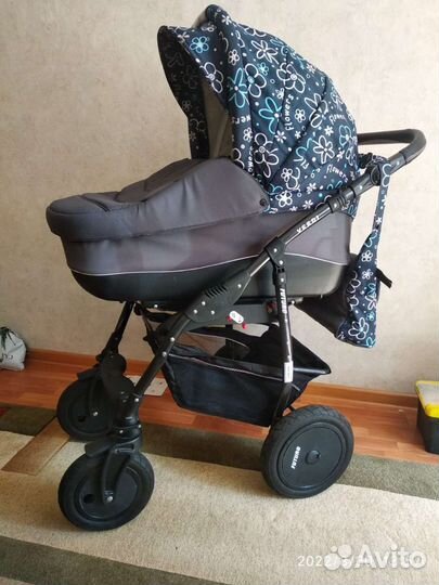 Прогулочная коляска. два в одном