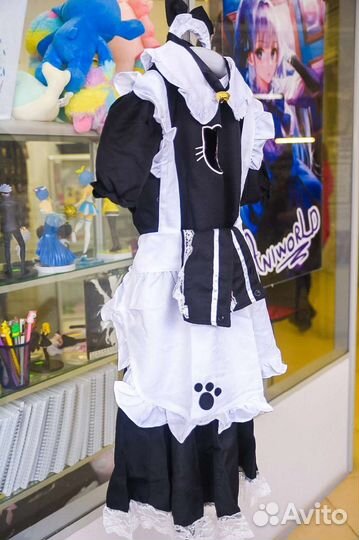 Косплей кошка-горничная