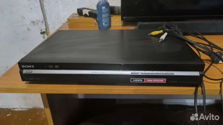 DVD blu -rai плеер Sony RDR-GX350