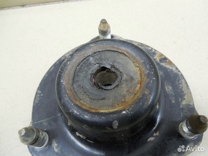 Опора переднего амортизатора Hi Lux 2015