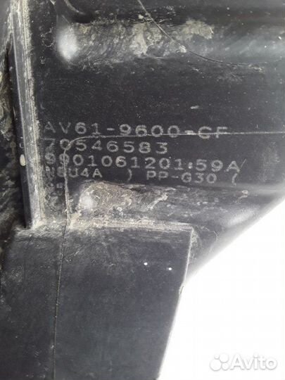 Корпус воздушного фильтра Ford Focus 3 2011