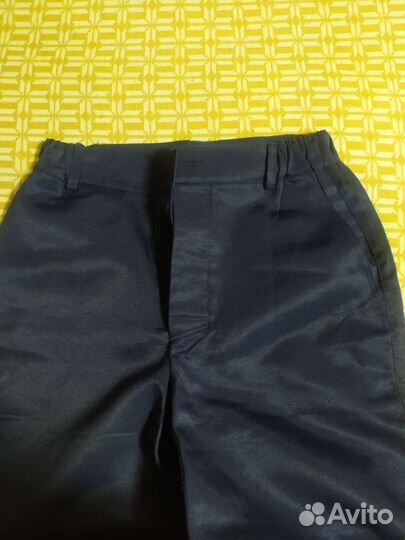 Рабочий костюм - (48-50 ) и (44-46 ) раз и ботинки