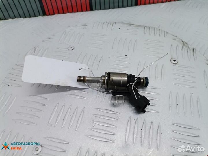 Форсунка Peugeot 3008 2010 1984H5