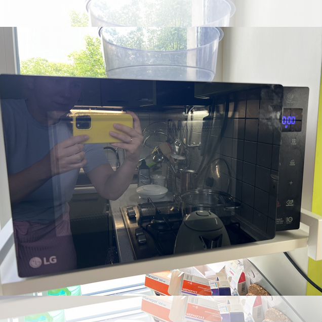 Микроволновая печь LG MW23R35GIB