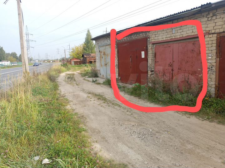 Гараж, > 30 м²