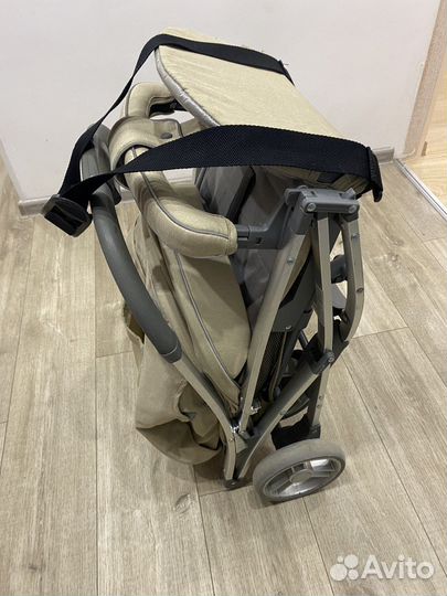 Коляска, механизм складывания «книжка»