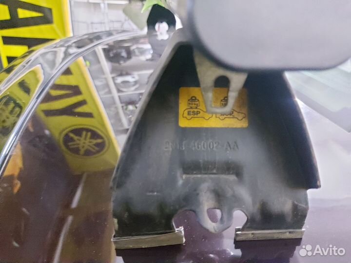 Продам багажник на крышу на форд