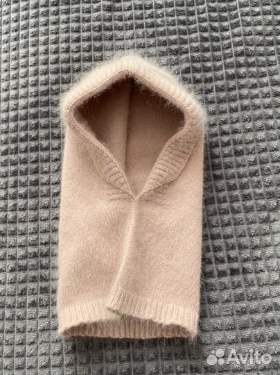 Капор вязаный теплый ангора