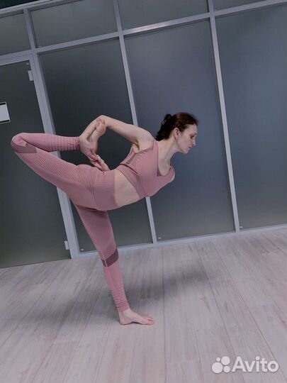 Занятия по йоге и пилатесу, лфк