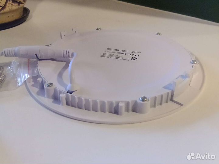 Светильник потолочный встраиваемый