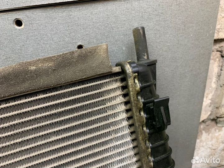 Радиатор охлаждения Ford Focus 2 седан 1.6 hwdb