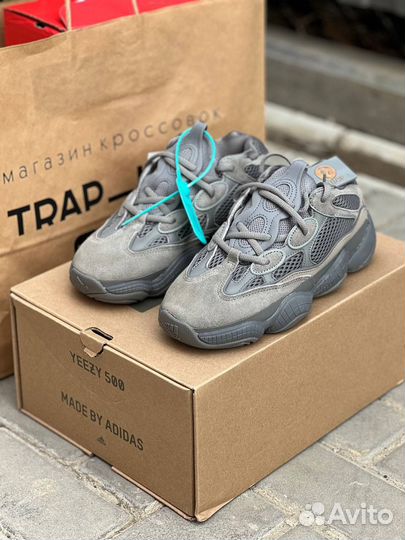 Кроссовки adidas yeezy boost 500