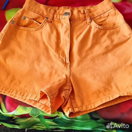 Джинсовые шорты