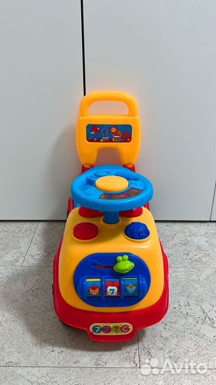 Машинка каталка толокар