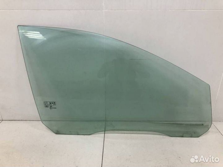 Стекло двери передней правой Ford Focus 2 DB 2008