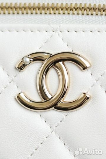 Сумка chanel vanity 16 белая