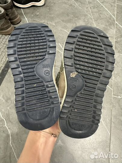 Кроссовки geox размер 24