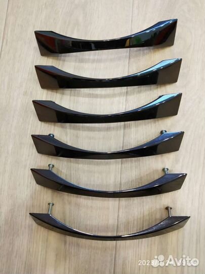 Ручка мебельная