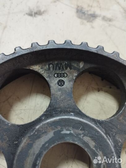 Шкив распредвала vоlvo 760 вольво 760, 940 D24T