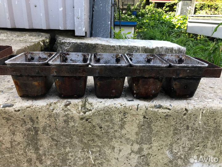 Формы для выпечки хлеба б/у