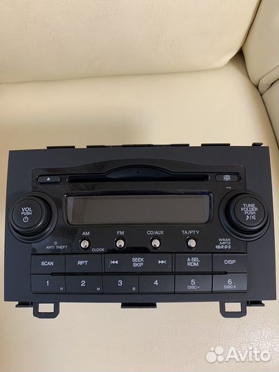 Штатная магнитола на honda CR-V