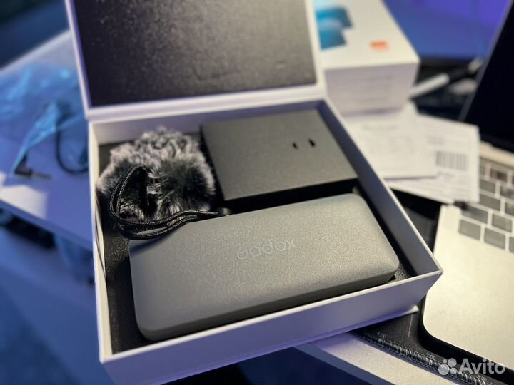 Петличный микрофон Godox MoveLink m2