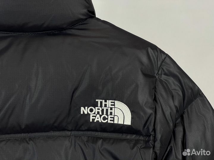 The North Face 1996 Retro Nuptse (W)