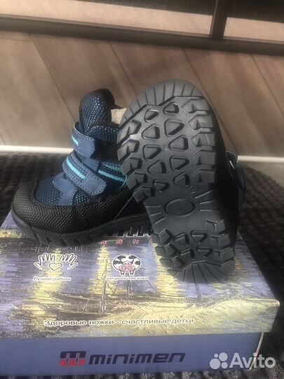 Ботинки демисезонные новые Minimen