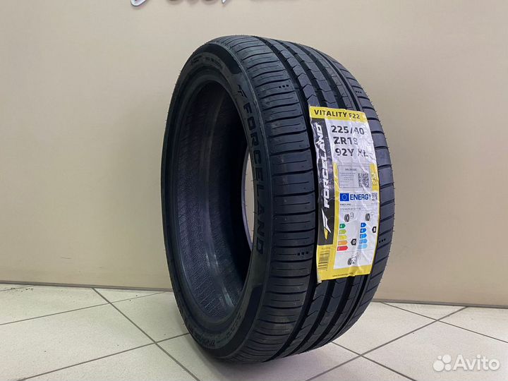 Forceland Vitality F22 225/40 R18 92Y