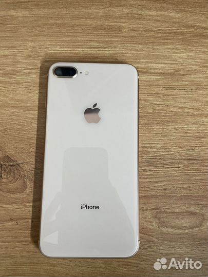 iPhone 8 Plus, 64 ГБ